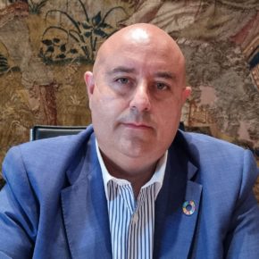 Carlos López: “Dejen de hacer uso partidista de los cargos técnicos y céntrense en los problemas de la sanidad abulense”